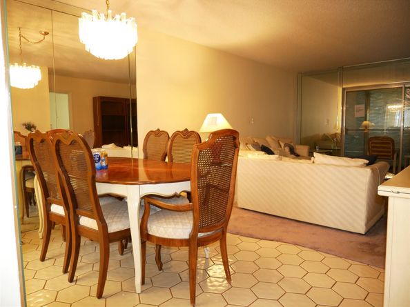 8305 NW 61st St 203, Tamarac FL 33321