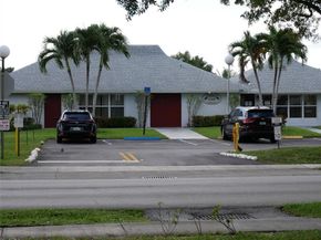 8305 NW 61st St 203, Tamarac FL 33321
