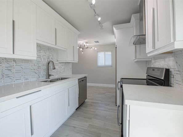 1631 N 69th Ave, Hollywood FL 33024