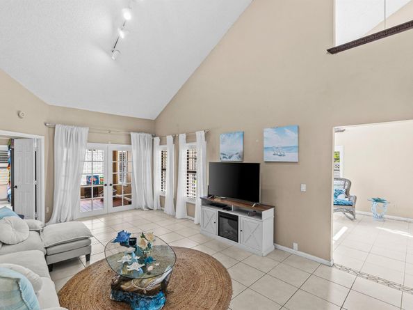 8102 Allspice Drive, Boynton Beach FL 33472