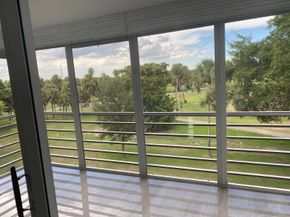3960 Oaks Clubhouse Drive 401, Pompano Beach FL 33069