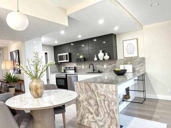 3960 Oaks Clubhouse Drive 401, Pompano Beach FL 33069