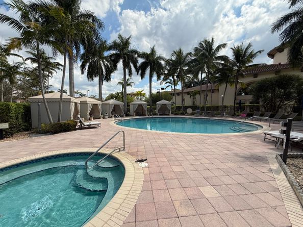 3055 NW 126th Avenue 220, Sunrise FL 33323