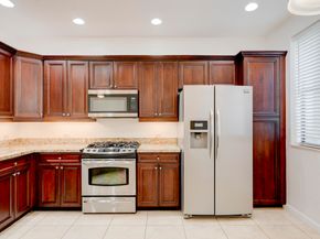3055 NW 126th Avenue 220, Sunrise FL 33323