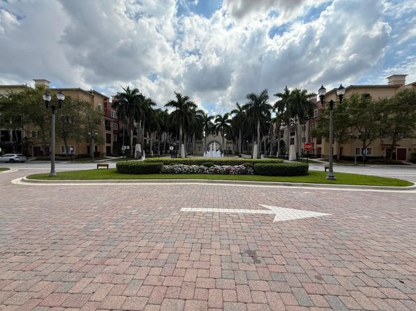 3055 NW 126th Avenue 220, Sunrise FL 33323
