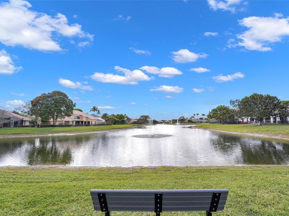 22280 Tupelo Pl, Boca Raton FL 33428