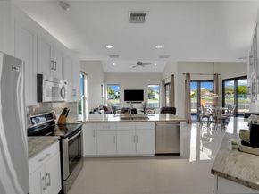 22280 Tupelo Pl, Boca Raton FL 33428