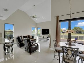 22280 Tupelo Pl, Boca Raton FL 33428