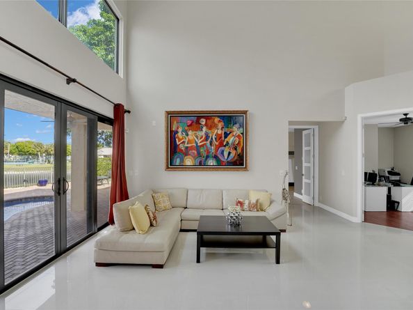 22280 Tupelo Pl, Boca Raton FL 33428
