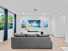 1595 Evergreen Ter, Hollywood FL 33021
