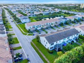 1595 Evergreen Ter, Hollywood FL 33021