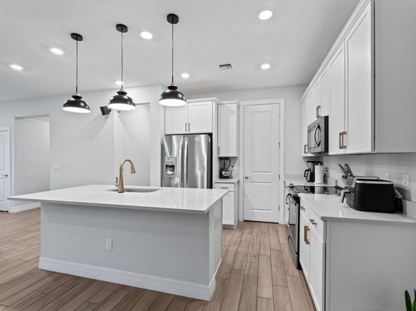1595 Evergreen Ter, Hollywood FL 33021