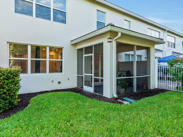 1595 Evergreen Ter, Hollywood FL 33021