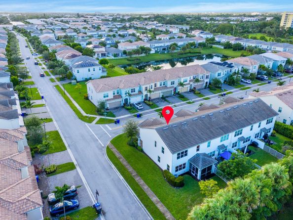 1595 Evergreen Ter, Hollywood FL 33021