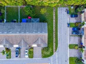 1595 Evergreen Ter, Hollywood FL 33021