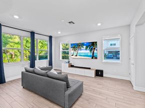 1595 Evergreen Ter, Hollywood FL 33021