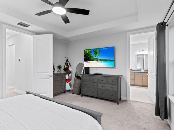 1595 Evergreen Ter, Hollywood FL 33021
