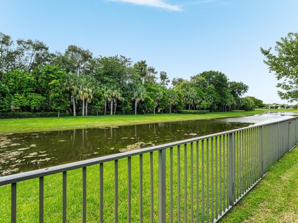 4017 Marina Way, Deerfield Beach FL 33064