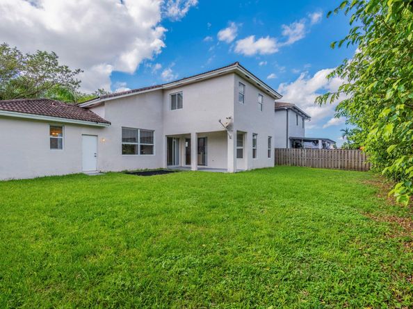 14951 SW 157th Ct, Miami FL 33196
