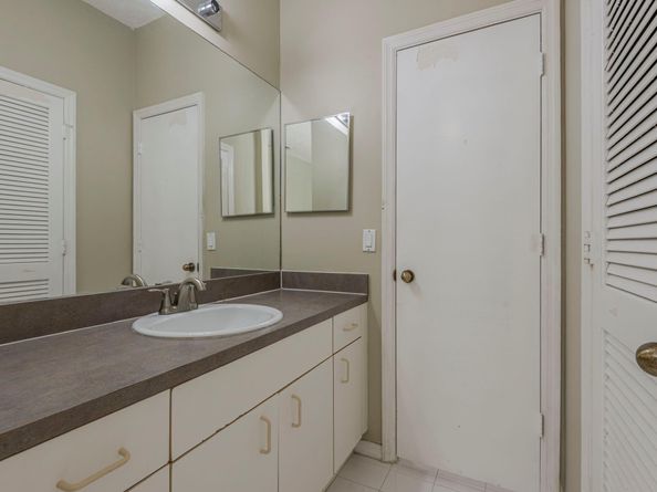 14951 SW 157th Ct, Miami FL 33196