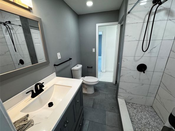 5181 NE 16th Ave, Pompano Beach FL 33064