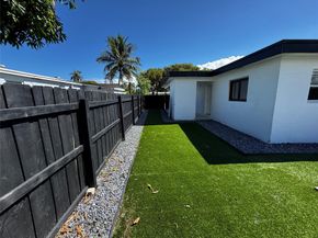 5181 NE 16th Ave, Pompano Beach FL 33064