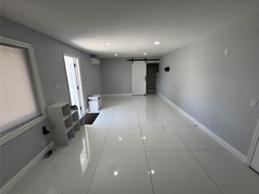 5181 NE 16th Ave, Pompano Beach FL 33064