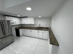 5181 NE 16th Ave, Pompano Beach FL 33064