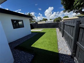 5181 NE 16th Ave, Pompano Beach FL 33064