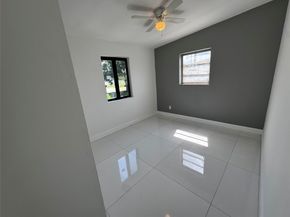 5181 NE 16th Ave, Pompano Beach FL 33064