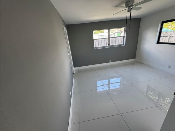 5181 NE 16th Ave, Pompano Beach FL 33064