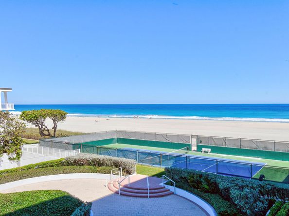 2295 S Ocean Boulevard 424, Palm Beach FL 33480
