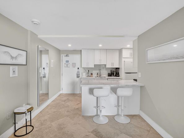 4040 Galt Ocean Dr 708, Fort Lauderdale FL 33308