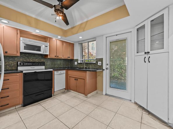 1751 S Ocean Boulevard 104, Lauderdale By The Sea FL 33062