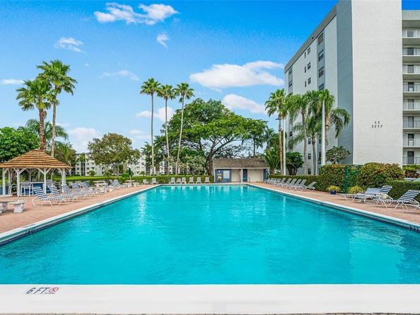 2221 Cypress Island Dr 708, Pompano Beach FL 33069