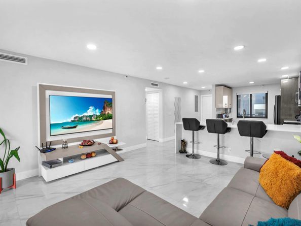 2221 Cypress Island Dr 708, Pompano Beach FL 33069