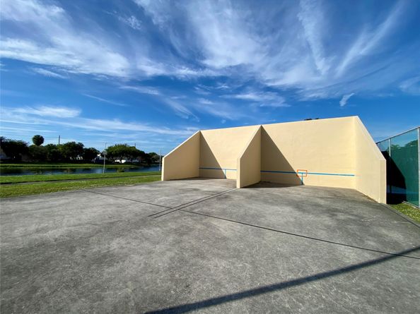 2221 Cypress Island Dr 708, Pompano Beach FL 33069