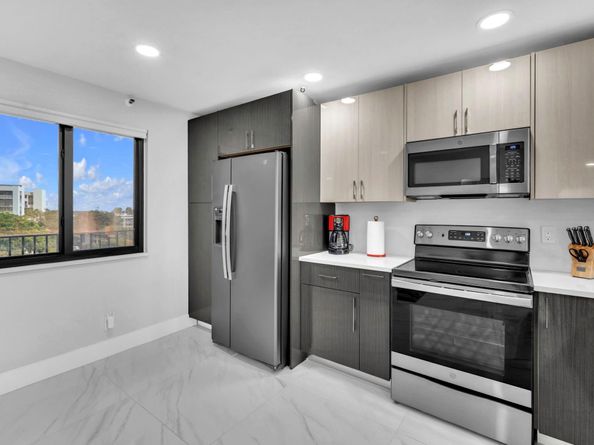 2221 Cypress Island Dr 708, Pompano Beach FL 33069