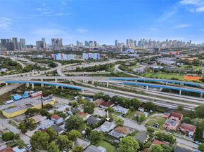 763 NW 41st St, Miami FL 33127