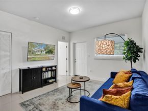 763 NW 41st St, Miami FL 33127