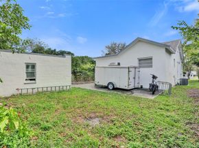 763 NW 41st St, Miami FL 33127