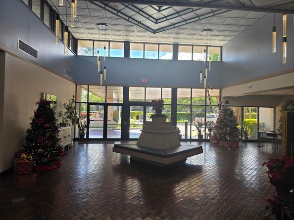 1101 Colony Point Cir 304, Pembroke Pines FL 33026