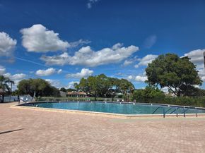 1101 Colony Point Cir 304, Pembroke Pines FL 33026