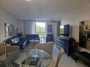 1101 Colony Point Cir 304, Pembroke Pines FL 33026