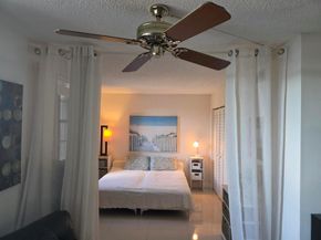 1101 Colony Point Cir 304, Pembroke Pines FL 33026