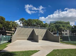 1101 Colony Point Cir 304, Pembroke Pines FL 33026