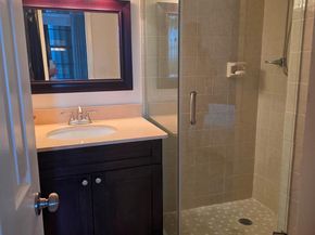 1101 Colony Point Cir 304, Pembroke Pines FL 33026