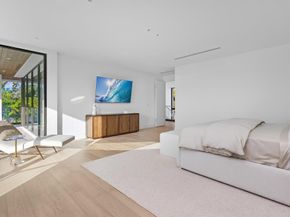 1099 NE 4th Avenue, Boca Raton FL 33432