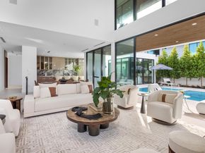 1099 NE 4th Avenue, Boca Raton FL 33432