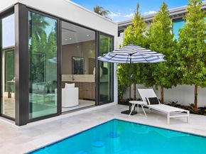 1099 NE 4th Avenue, Boca Raton FL 33432